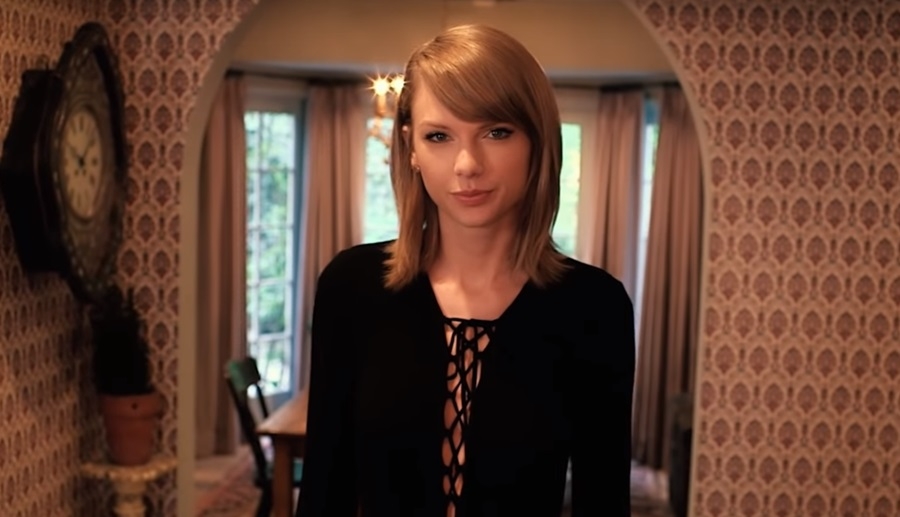 Taylor Swift Joe Alwyn 19 Did The Blank Space Singer Get A Boob Job Econotimes