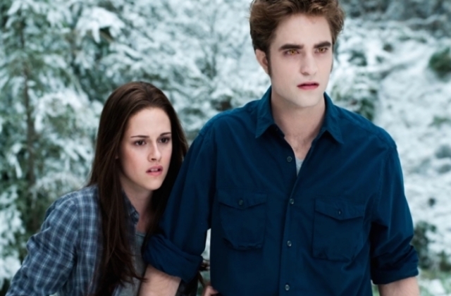 Kristen Stewart ditches BFF to be with Robert Pattinson? She's rumored to  have fought with 'Twilight' co-star because of him - EconoTimes