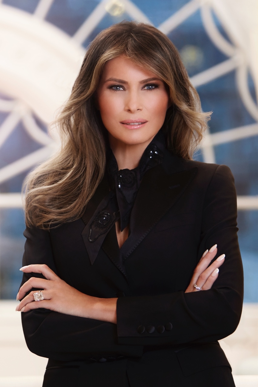Melania Trump Cryptic Response Potus S Wife Has A Surprising Comeback After Being Asked If She S A Gold Digger Econotimes