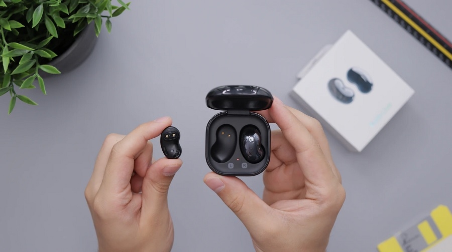 use galaxy buds with iphone