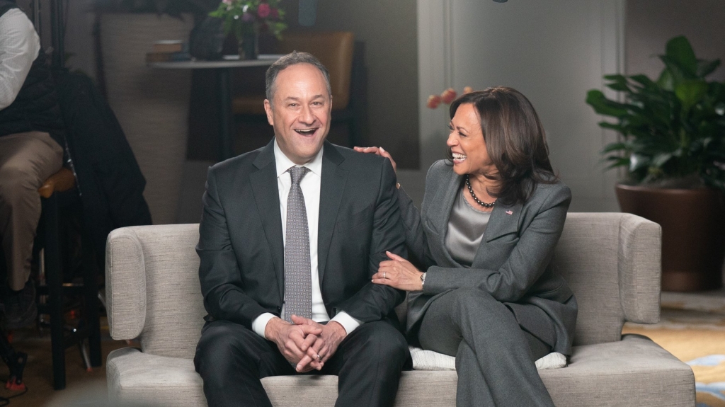 Kamala Harris makes surprising revelation about her first date with husband Doug Emhoff - Vimarsana News