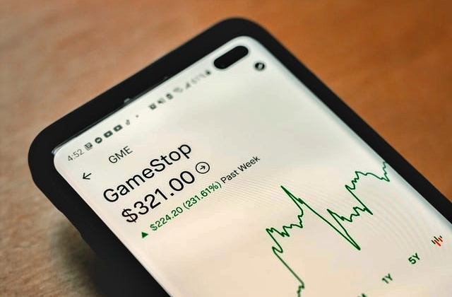 Roaring Kitty, Reddit, Robinhood CEOs called to testify at a committee hearing for GameStop's shares surge - Vimarsana News