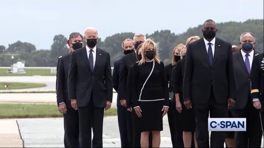 Joe Biden Afghanistan evacuation: Critics caught falsely claiming POTUS was not present at dignified transfer - Vimarsana News