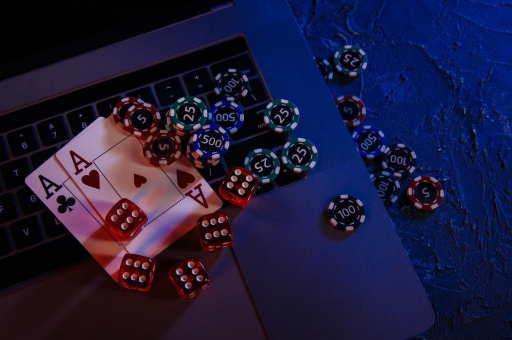 How To Save Money With Online Casino Bonuses - EconoTimes