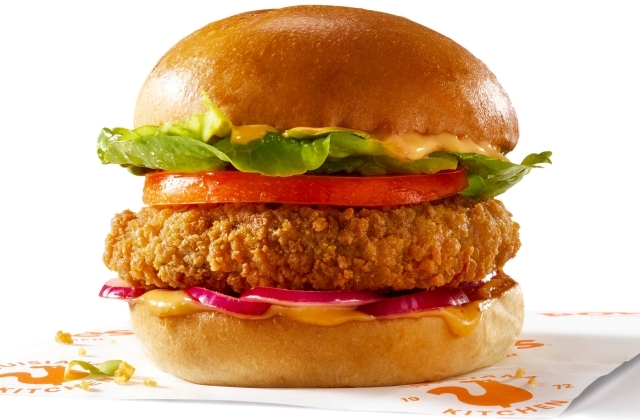 Popeyes launches plant-based sandwich in the UK - Vimarsana News