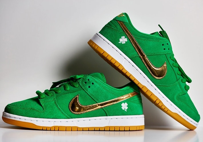 nike st patrick's day sneakers