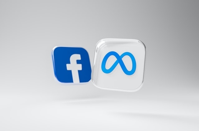 Facebook losing active users for the first time in 18 years - Vimarsana News