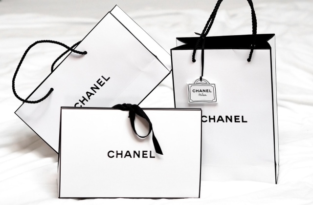 Chanel follows Louis Vuitton in pulling out of S. Korea's duty-free shops - Vimarsana News
