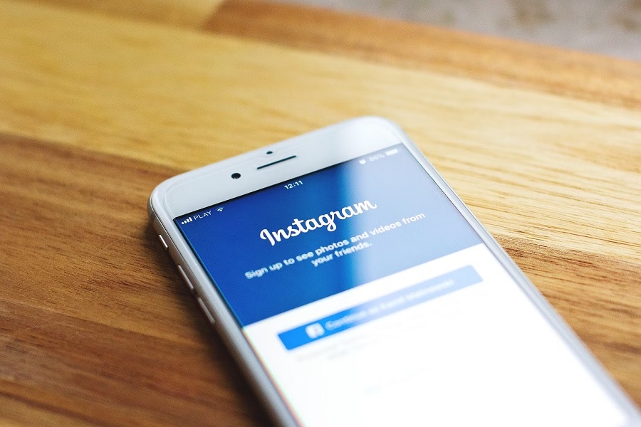 Instagram update: Moderator tools for Instagram Live are official, streamers can now kick out someone from their broadcast - Vimarsana News