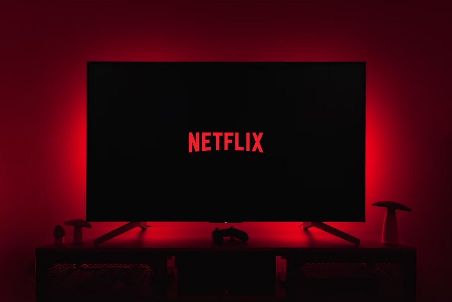 Netflix price: Company tests "Extra Member" fee for subscribers sharing accounts to people in different households - Vimarsana News
