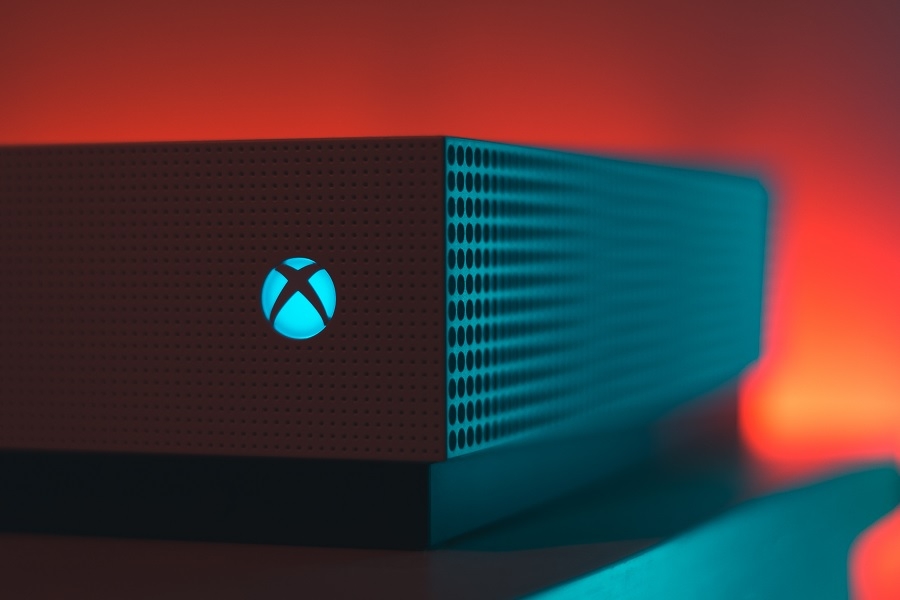 Microsoft is reportedly working on in-game ads for free-to-play Xbox titles that could go live this year - Vimarsana News