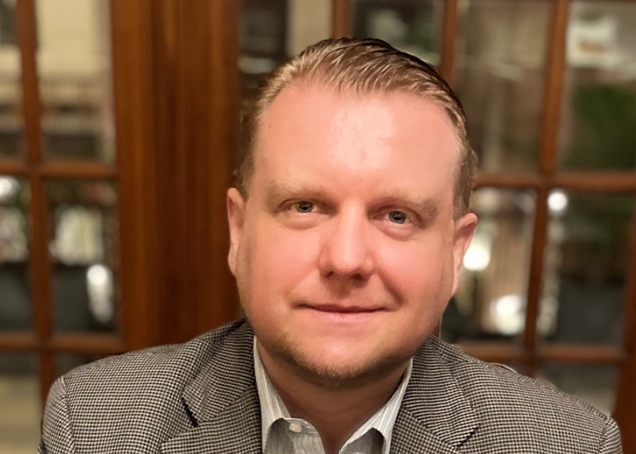 Roman Sledziejowski Speaks on Facing Challenges in Unfamiliar Circumstances - Vimarsana News