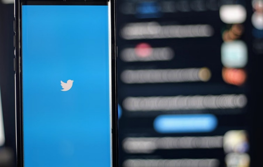 Twitter is testing 'Twitter Circle' that will display tweets to a select group of users - Vimarsana News
