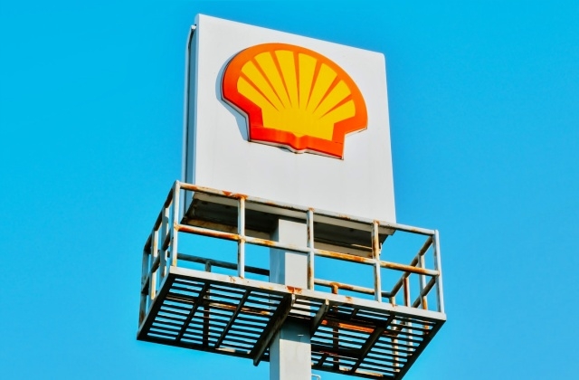 Shell selling its retail oil business to Lukoil as it exits Russia - Vimarsana News
