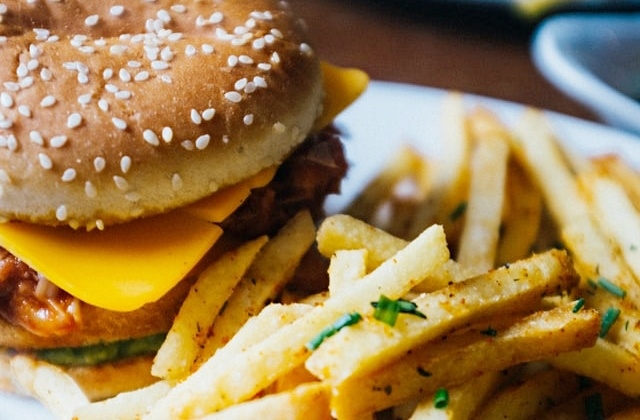 Rebranded McDonald's opens restaurants in Russia - Vimarsana News