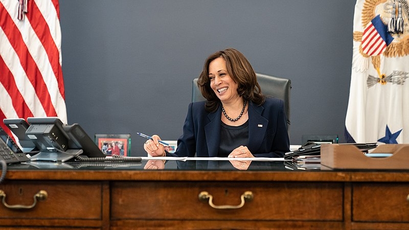 US VP Kamala Harris meets with college, university leaders to discuss impact of SCOTUS overturning Roe v. Wade - Vimarsana News