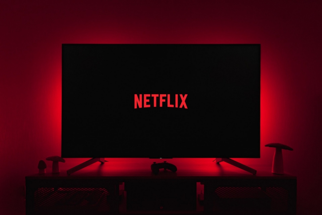 Netflix's chief accounting officer ditches job post just 3 months after joining the company - Vimarsana News