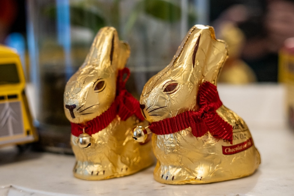 Lindt wins case as Swiss court ordered Lidl to pull out Gold Bunny chocolate - Vimarsana News
