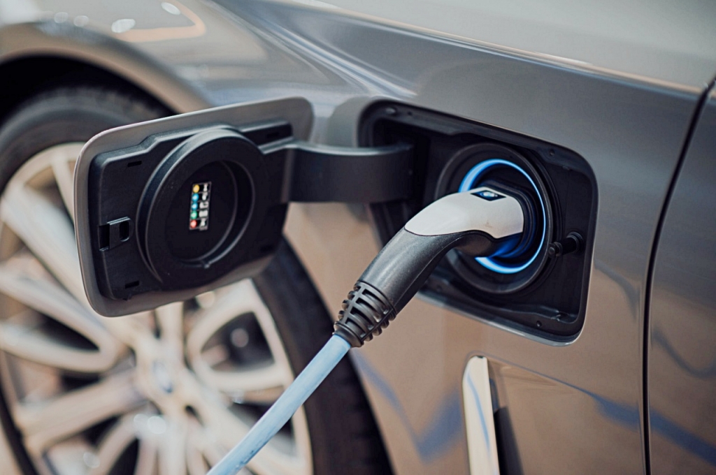Lotte, Hyundai Motor establish alliance for expansion of EV charging business - Vimarsana News