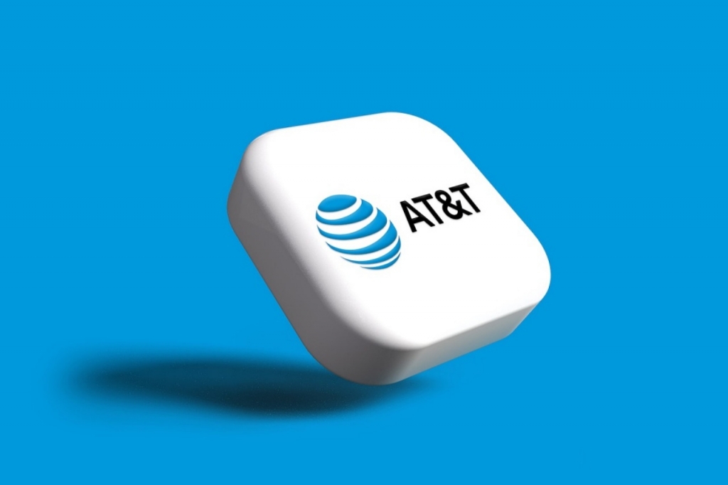 AT&T, BlackRock signs joint venture agreement to offer fastest fiber optic services - Vimarsana News